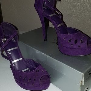 Brand new Elle purple suede shoes